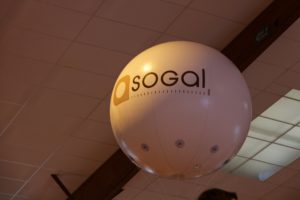 Un ballon gonflable SOGAL.